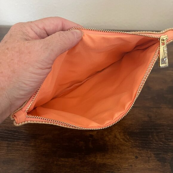 NWOT Marc Jacobs Weaved Makeup Bag - Picture 5 of 5